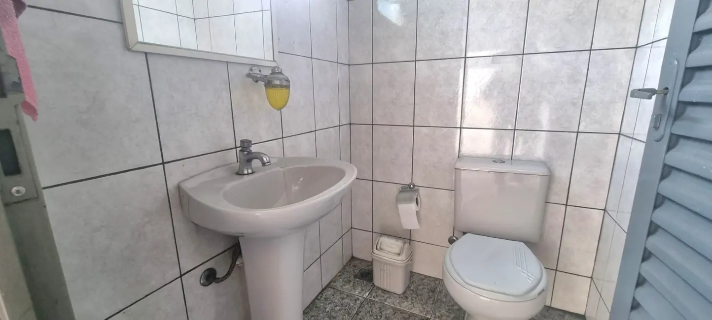 Foto 9 de Sala Comercial à venda e para alugar, 550m2 em Pindamonhangaba - SP