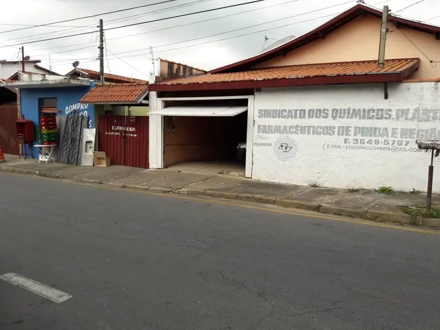 Foto 8 de Casa à venda, 900m2 em Pindamonhangaba - SP