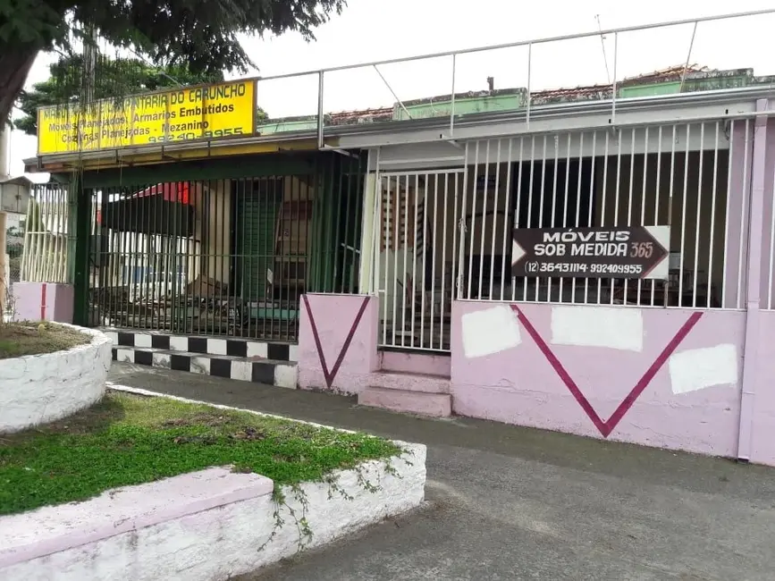 Foto 3 de Casa à venda, 900m2 em Pindamonhangaba - SP