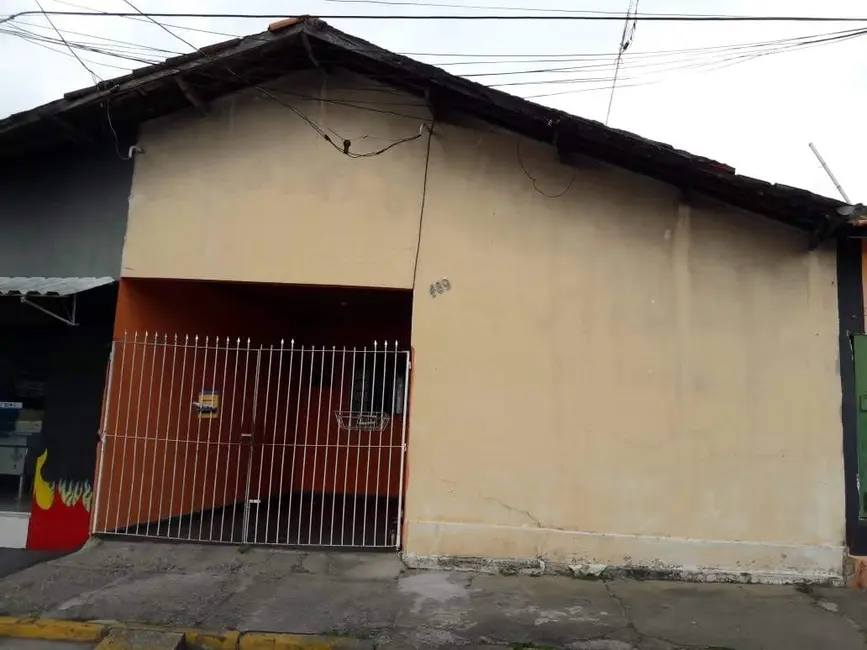 Foto 7 de Casa à venda, 900m2 em Pindamonhangaba - SP