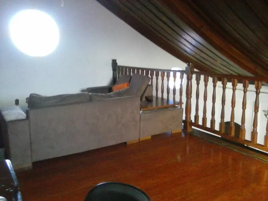 Foto 8 de Casa com 6 quartos à venda, 237m2 em Centro, Pindamonhangaba - SP
