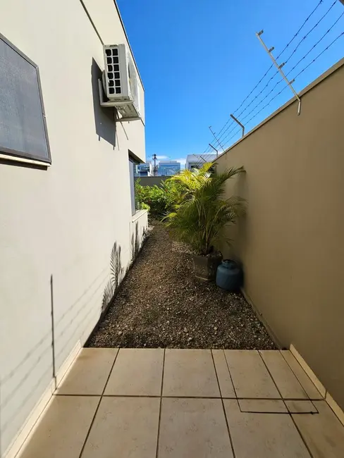 Foto 8 de Sala Comercial com 5 quartos à venda e para alugar, 164m2 em Chácara Selles, Guaratingueta - SP