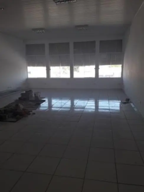 Foto 1 de Sala Comercial para alugar, 103m2 em São Benedito, Pindamonhangaba - SP