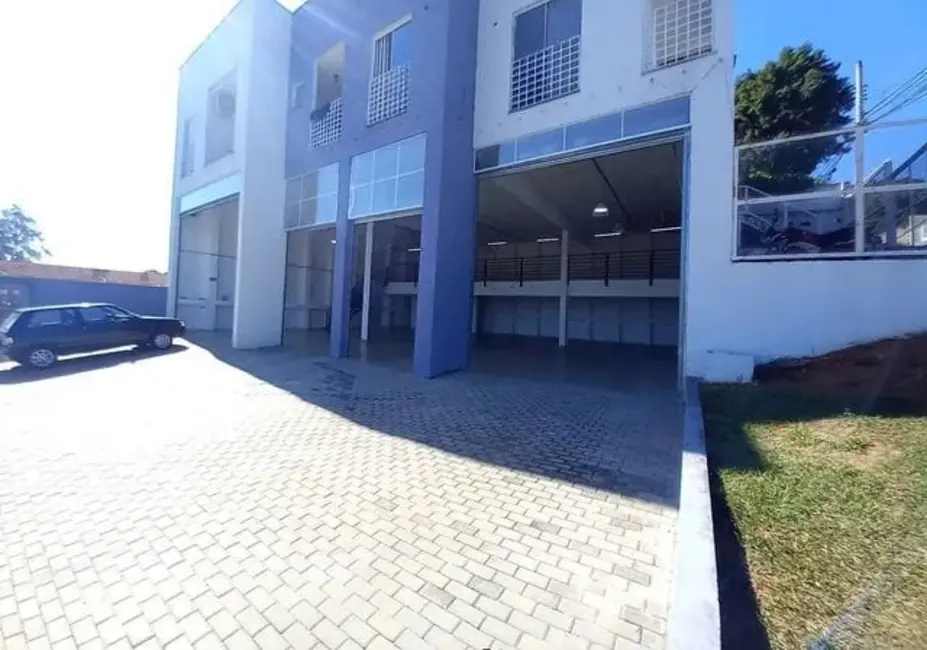 Armazém / Galpão para alugar, 300m2 em Residencial Estoril, Taubate - SP - imagem 7 Foto 7 de Armazém / Galpão para alugar, 300m2 em Residencial Estoril, Taubate - SP