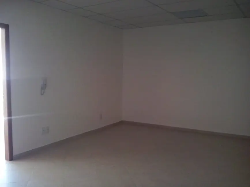 Foto 7 de Sala Comercial para alugar, 50m2 em Centro, Pindamonhangaba - SP