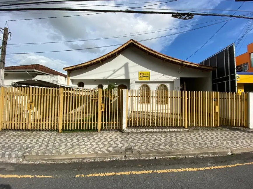 Foto 1 de Casa com 2 quartos à venda, 352m2 em Centro, Taubate - SP