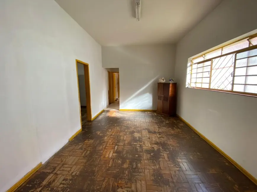 Foto 9 de Casa com 2 quartos à venda, 352m2 em Centro, Taubate - SP