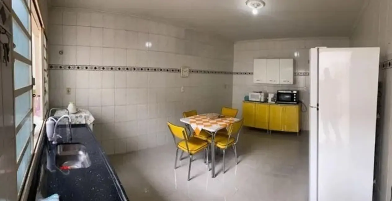Foto 7 de Casa à venda, 300m2 em Parque Senhor do Bonfim, Taubate - SP