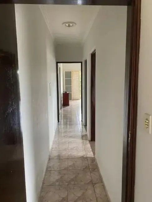 Foto 8 de Casa à venda, 300m2 em Parque Senhor do Bonfim, Taubate - SP