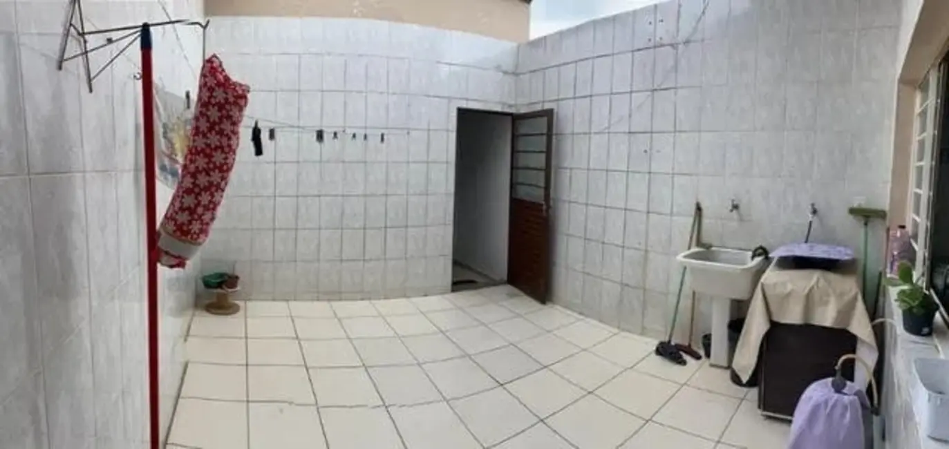 Foto 9 de Casa à venda, 300m2 em Parque Senhor do Bonfim, Taubate - SP