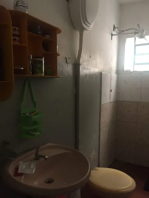 Loja com 2 quartos à venda, 80m2 em Pindamonhangaba - SP - imagem 7 Foto 7 de Loja com 2 quartos à venda, 80m2 em Pindamonhangaba - SP