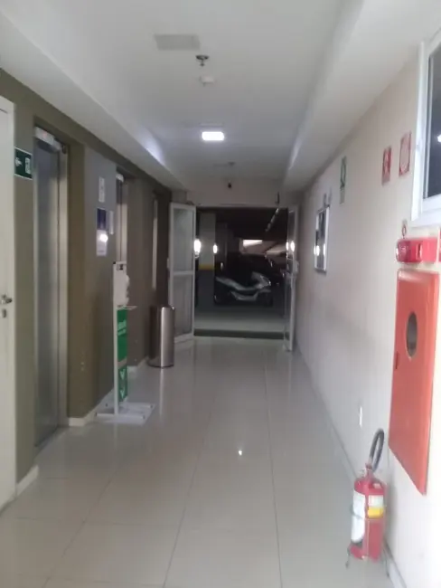Foto 1 de Sala Comercial à venda, 40m2 em Centro, Pindamonhangaba - SP
