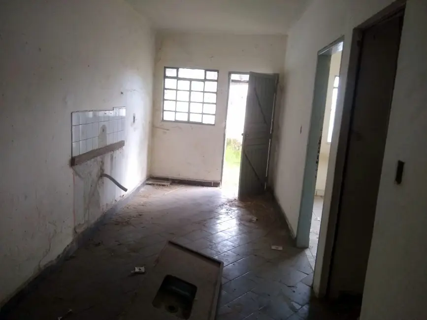 Sala Comercial com 15 quartos à venda, 550m2 em Aparecida - SP - imagem 7 Foto 7 de Sala Comercial com 15 quartos à venda, 550m2 em Aparecida - SP