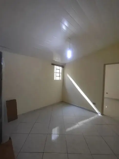 Foto 3 de Casa à venda e para alugar em Vila São José, Taubate - SP