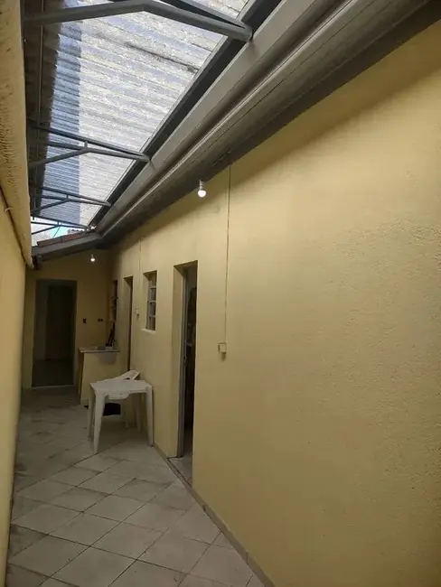 Foto 2 de Casa à venda e para alugar em Vila São José, Taubate - SP