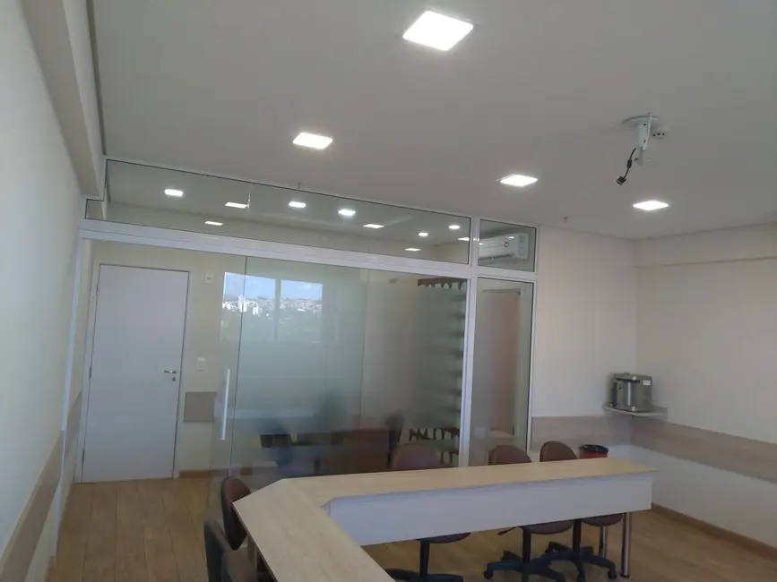 Foto 3 de Sala Comercial à venda em Parque Senhor do Bonfim, Taubate - SP