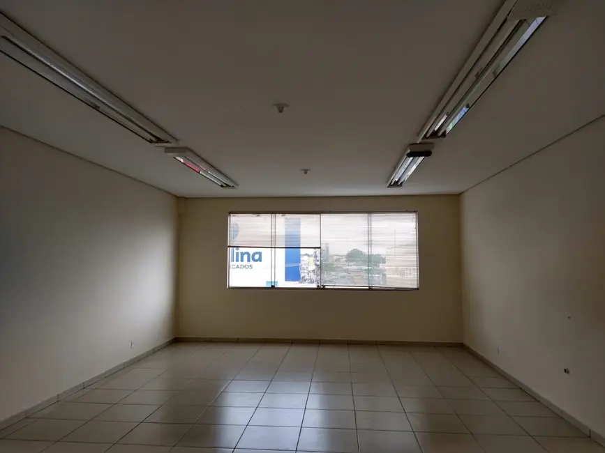Foto 8 de Sala Comercial para alugar, 26m2 em Centro, Pindamonhangaba - SP