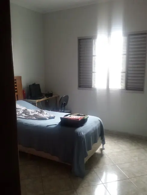 Foto 2 de Sala Comercial com 2 quartos à venda, 123m2 em Centro, Pindamonhangaba - SP
