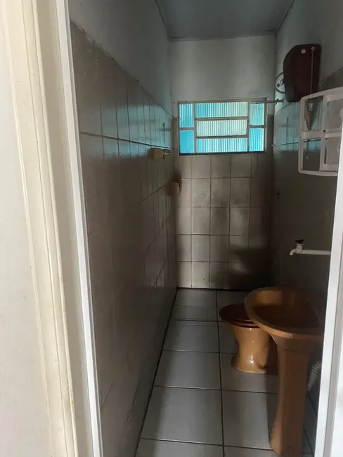 Sala Comercial à venda e para alugar, 100m2 em Moreira César, Pindamonhangaba - SP - imagem 7 Foto 7 de Sala Comercial à venda e para alugar, 100m2 em Moreira César, Pindamonhangaba - SP