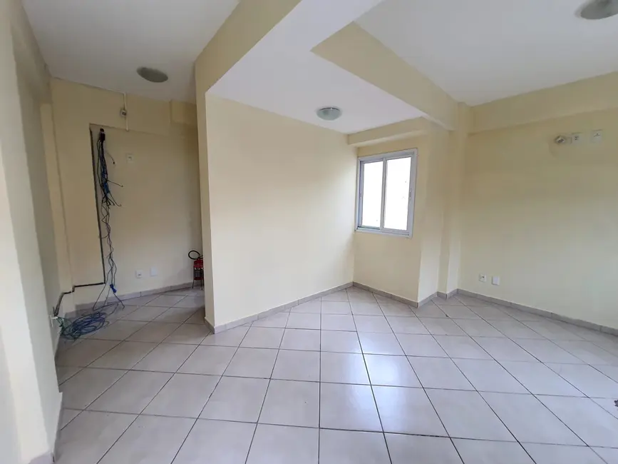 Foto 1 de Sala Comercial para alugar em Santana, Pindamonhangaba - SP