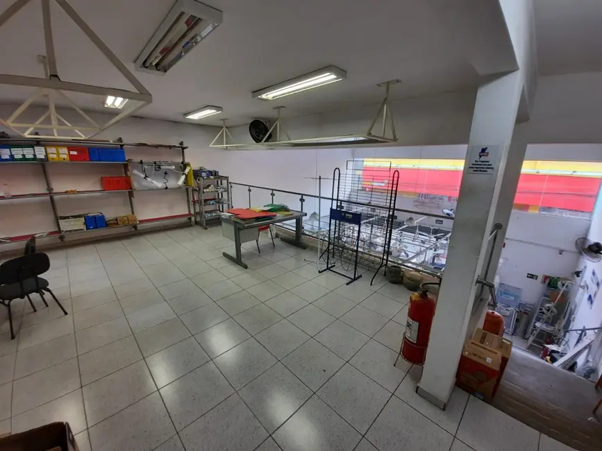 Foto 5 de Sala Comercial para alugar, 253m2 em Centro, Pindamonhangaba - SP