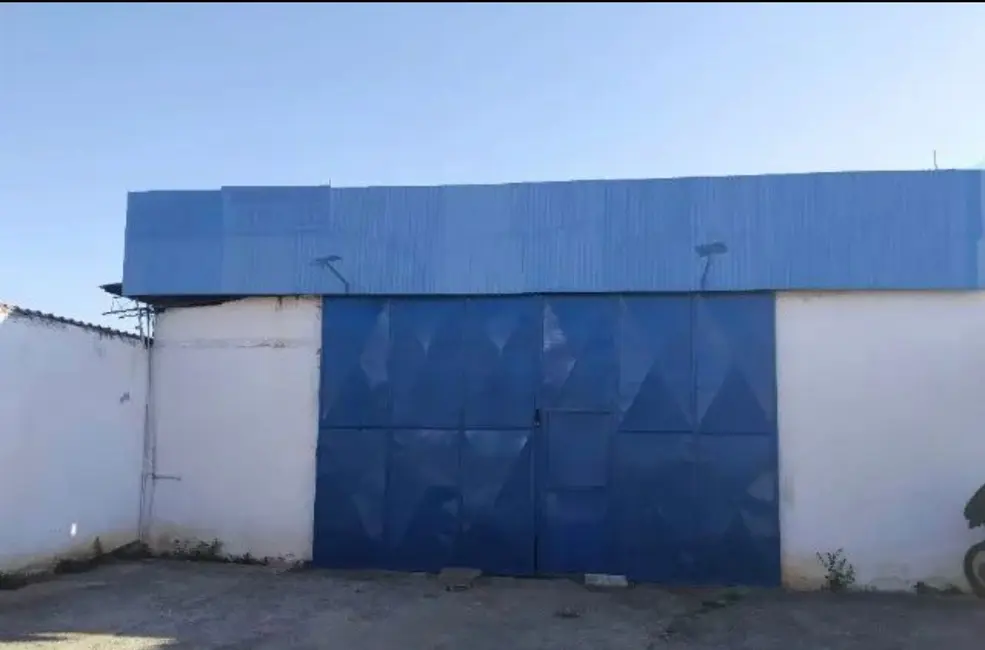 Foto 2 de Armazém / Galpão para alugar, 243m2 em Jardim Continental, Taubate - SP