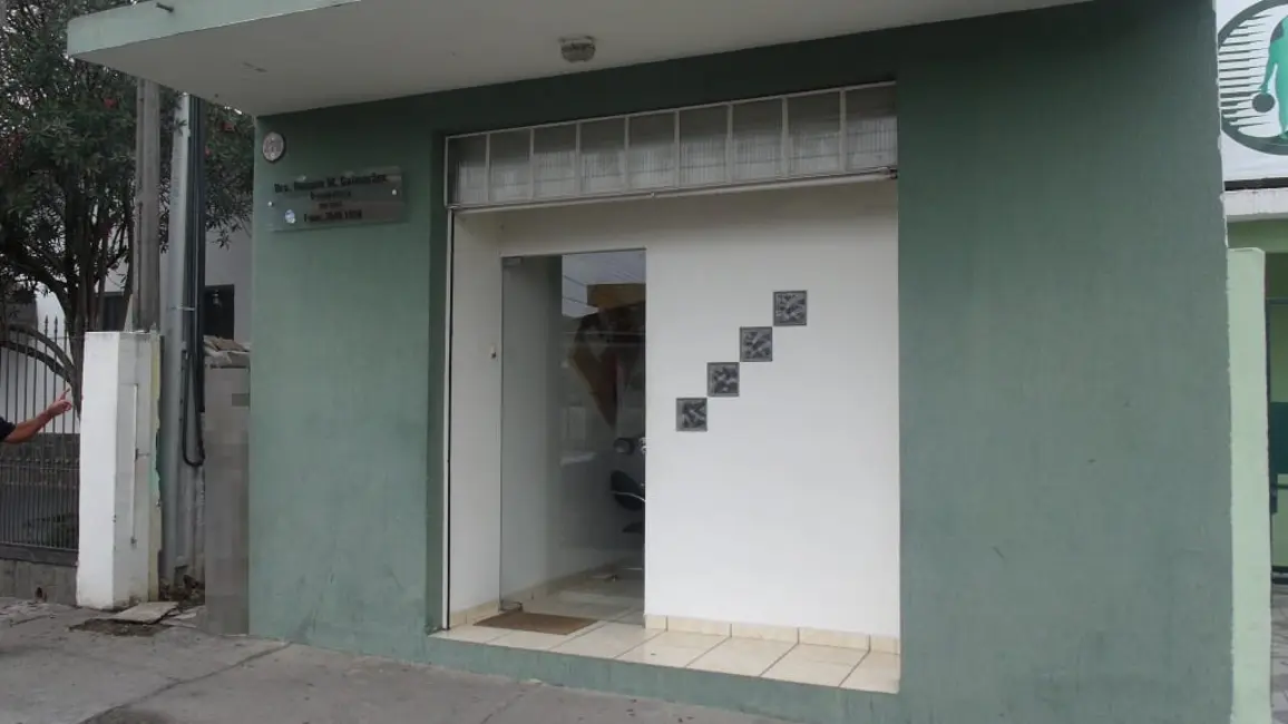 Foto 1 de Casa com 3 quartos à venda, 150m2 em Pindamonhangaba - SP
