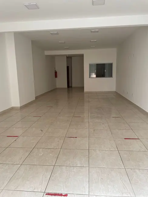 Foto 1 de Sala Comercial para alugar, 100m2 em Centro, Pindamonhangaba - SP