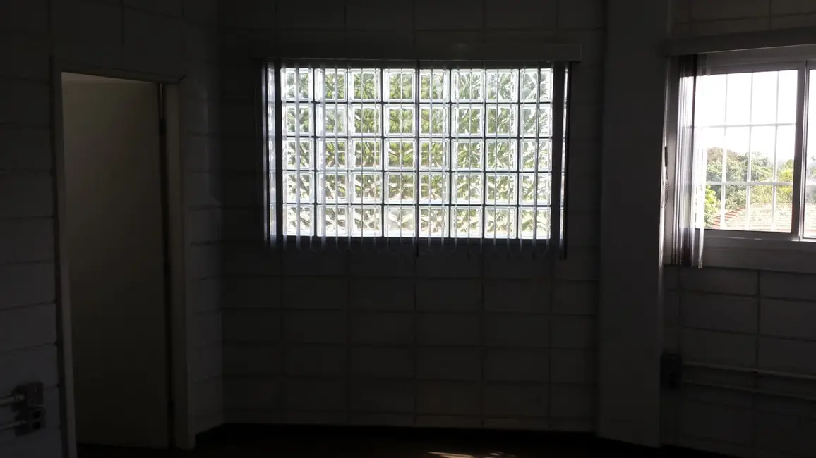 Armazém / Galpão à venda, 586m2 em Parque das Nações, Pindamonhangaba - SP - imagem 6 Foto 6 de Armazém / Galpão à venda, 586m2 em Parque das Nações, Pindamonhangaba - SP