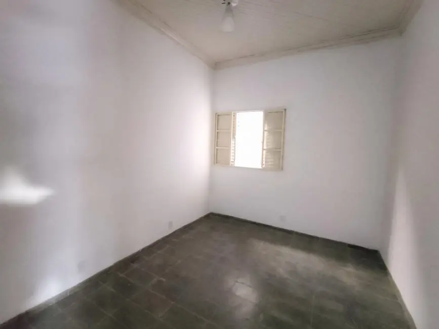 Foto 6 de Casa com 4 quartos para alugar em Vila São Geraldo, Taubate - SP