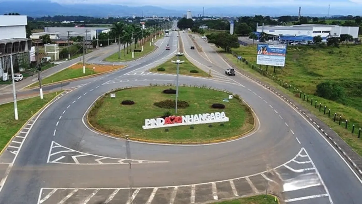 Foto 1 de Armazém / Galpão à venda em Pindamonhangaba - SP