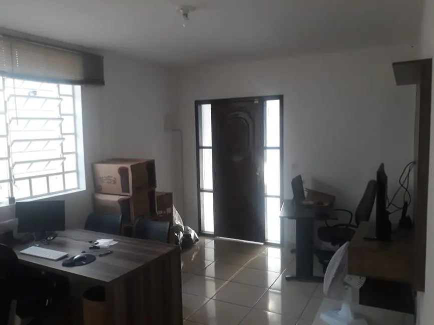 Foto 9 de Casa com 3 quartos à venda, 240m2 em Chácara do Visconde, Taubate - SP