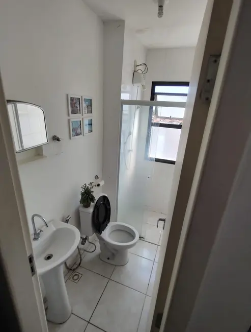 Foto 5 de Kitnet com 1 quarto à venda, 28m2 em Areão, Taubate - SP