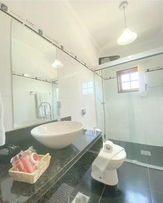 Pousada à venda, 1500m2 em Paraty - RJ - imagem 31 Foto 31 de Pousada à venda, 1500m2 em Paraty - RJ