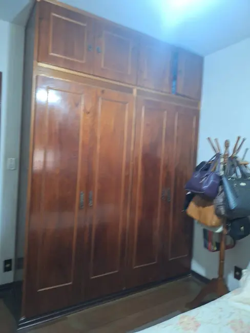 Foto 1 de Sala Comercial à venda, 402m2 em Crispim, Pindamonhangaba - SP