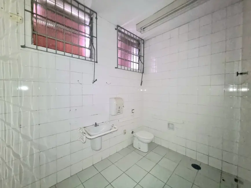 Foto 8 de Sala Comercial à venda e para alugar, 162m2 em Loteamento São Vicente de Paulo, Pindamonhangaba - SP