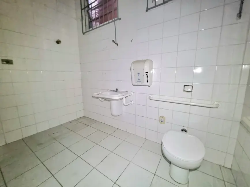 Foto 7 de Sala Comercial à venda e para alugar, 162m2 em Loteamento São Vicente de Paulo, Pindamonhangaba - SP