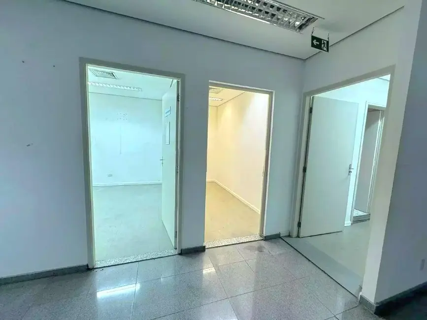 Foto 7 de Sala Comercial para alugar, 360m2 em Pedregulho, Guaratingueta - SP