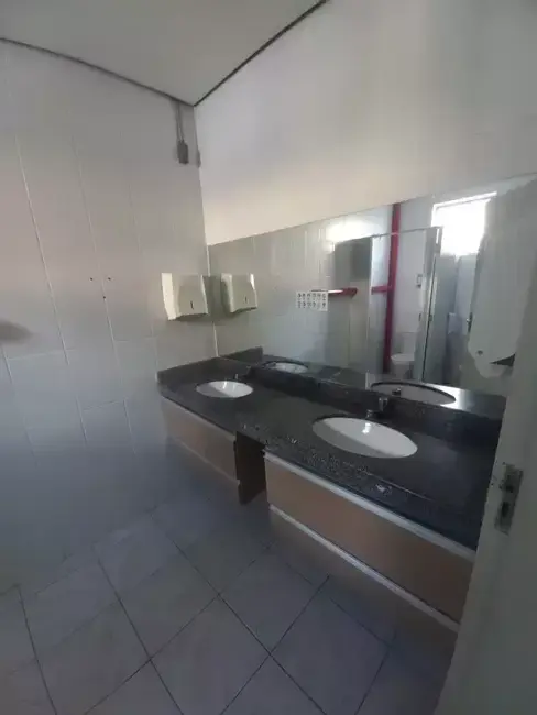 Sala Comercial para alugar, 360m2 em Pedregulho, Guaratingueta - SP - imagem 3 Foto 3 de Sala Comercial para alugar, 360m2 em Pedregulho, Guaratingueta - SP