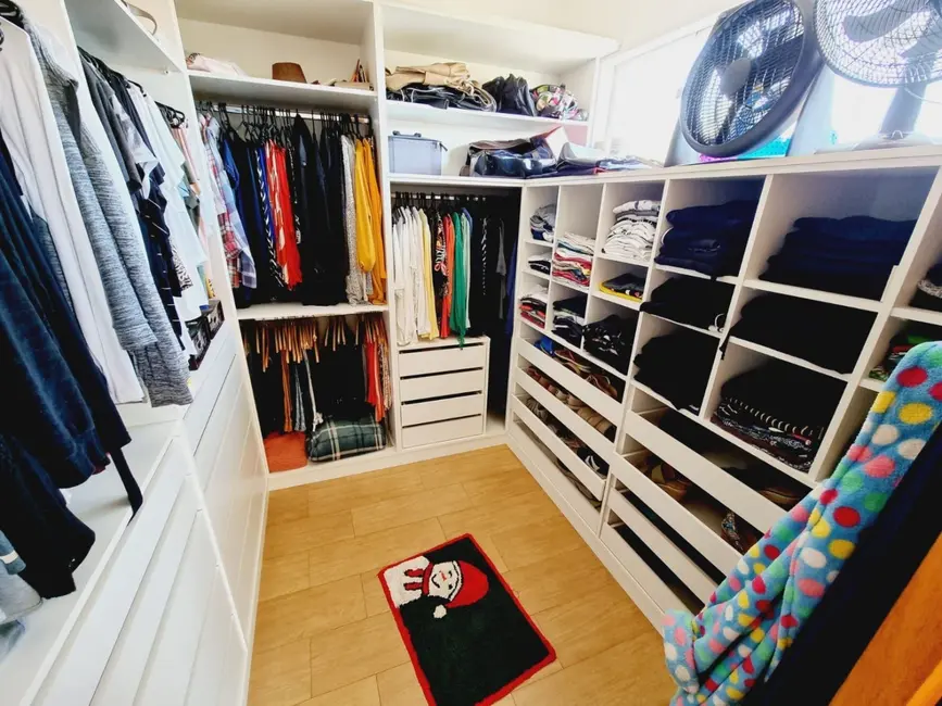 Foto 8 de Casa de Condomínio com 4 quartos à venda, 270m2 em Tremembe - SP