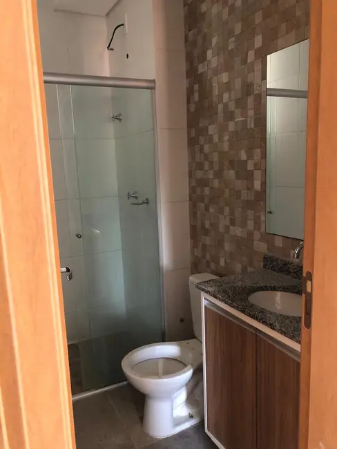 Foto 2 de Sala Comercial com 2 quartos à venda, 60m2 em Vila São José, Taubate - SP