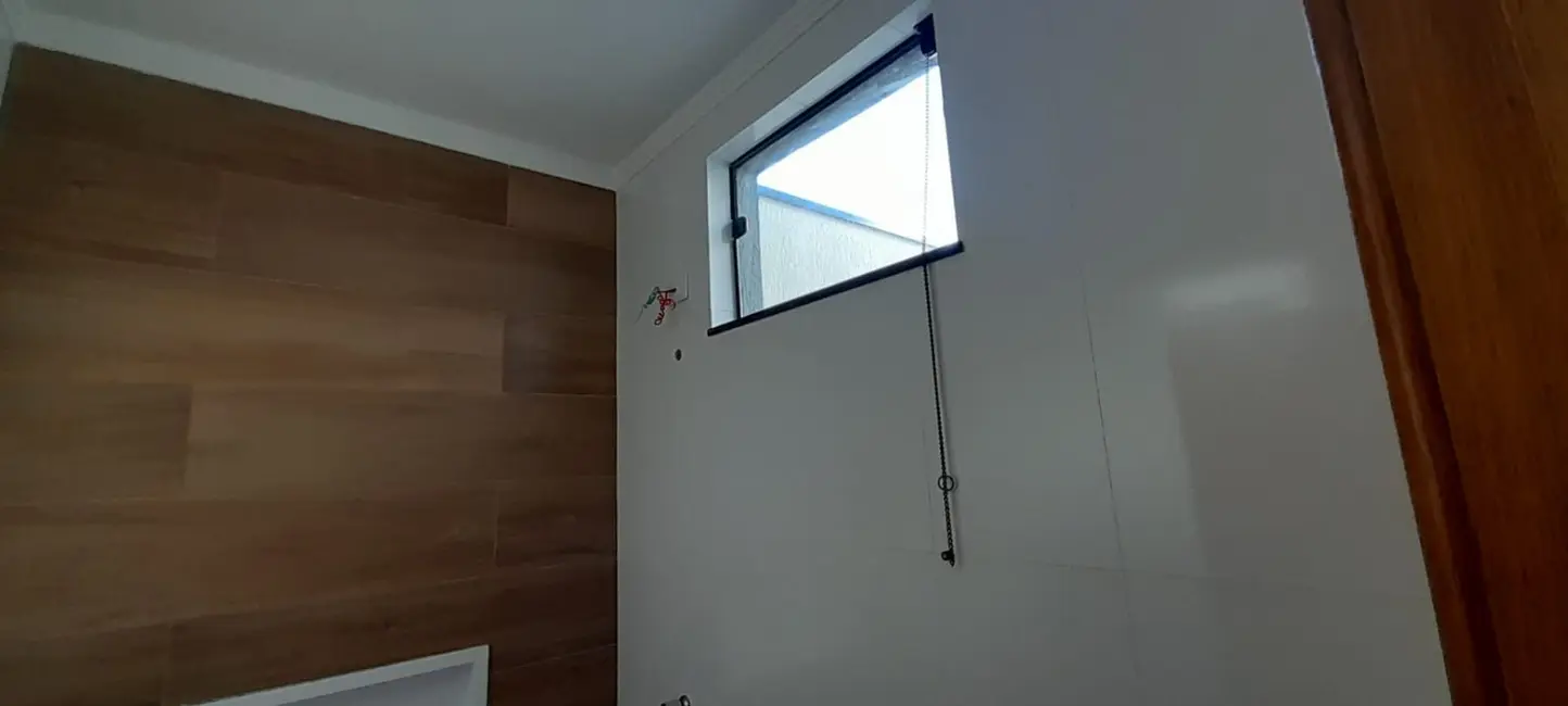 Foto 2 de Sala Comercial com 2 quartos à venda, 75m2 em Areão, Taubate - SP