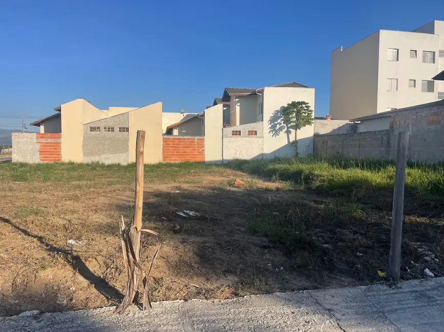 Foto 2 de Sala Comercial à venda, 200m2 em Pindamonhangaba - SP