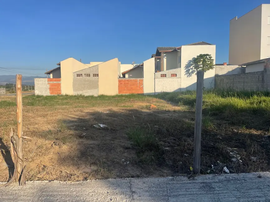 Foto 4 de Sala Comercial à venda, 200m2 em Pindamonhangaba - SP