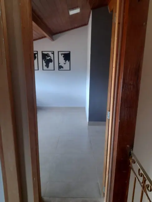 Foto 8 de Sobrado com 5 quartos à venda, 424m2 em Jardim Califórnia, Taubate - SP