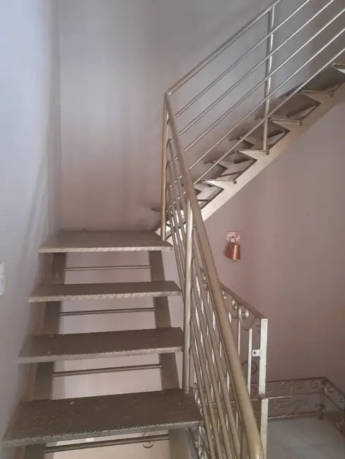 Foto 6 de Sobrado com 5 quartos à venda, 424m2 em Jardim Califórnia, Taubate - SP