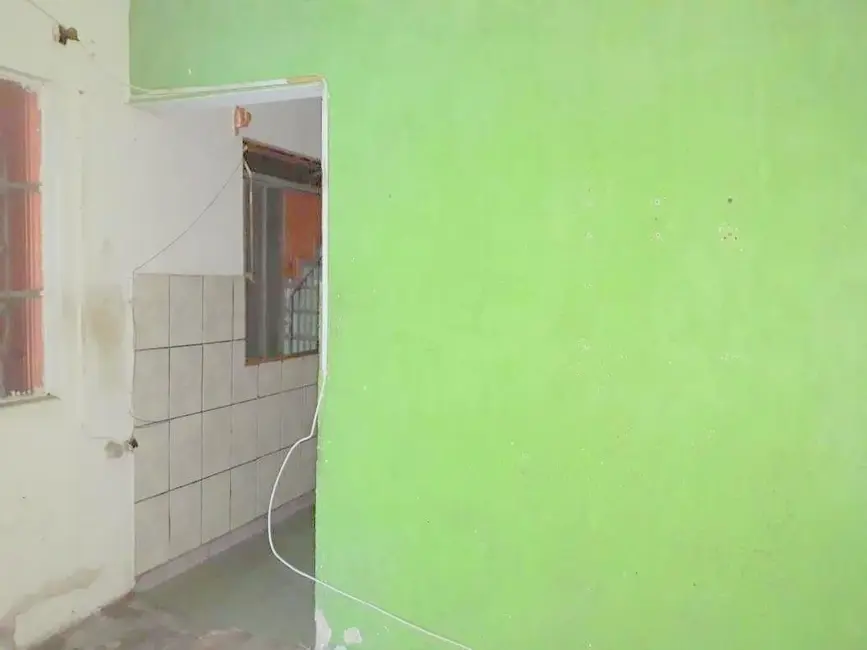 Sobrado com 5 quartos à venda, 180m2 em Aparecida - SP - imagem 6 Foto 6 de Sobrado com 5 quartos à venda, 180m2 em Aparecida - SP