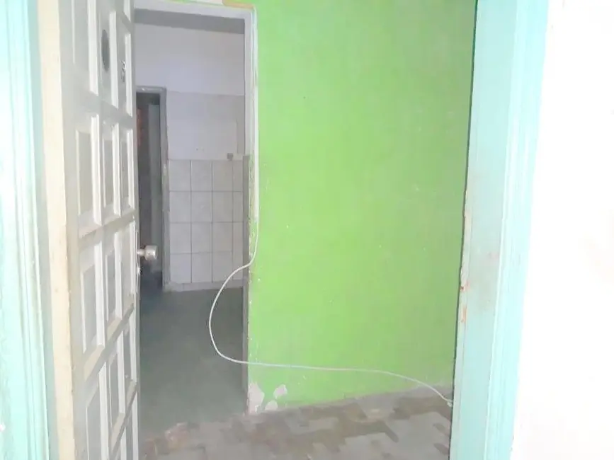Sobrado com 5 quartos à venda, 180m2 em Aparecida - SP - imagem 4 Foto 4 de Sobrado com 5 quartos à venda, 180m2 em Aparecida - SP