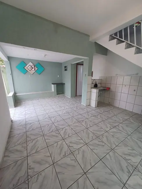 Foto 8 de Sobrado com 3 quartos à venda, 250m2 em Vila São Benedito, Pindamonhangaba - SP