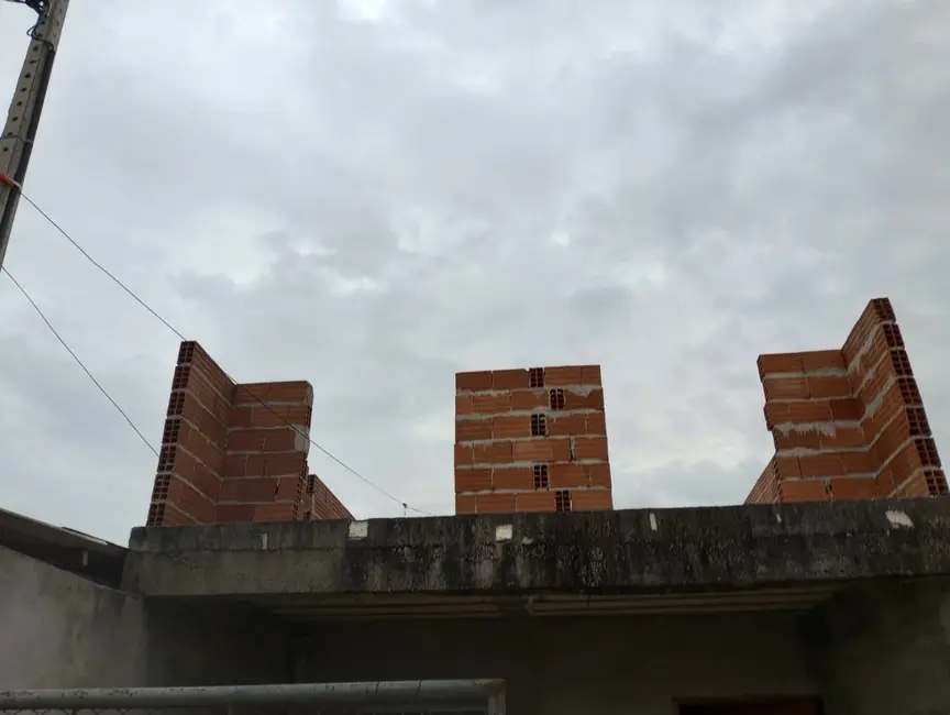 Foto 3 de Sobrado com 3 quartos à venda, 180m2 em Residencial e Comercial Portal dos Eucaliptos, Pindamonhangaba - SP